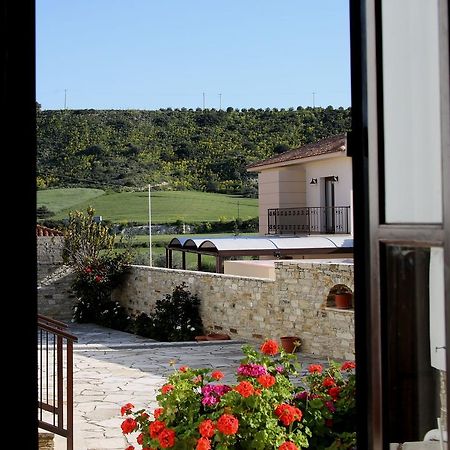 Charoullas Traditional Mansion Villa Alaminos Екстериор снимка