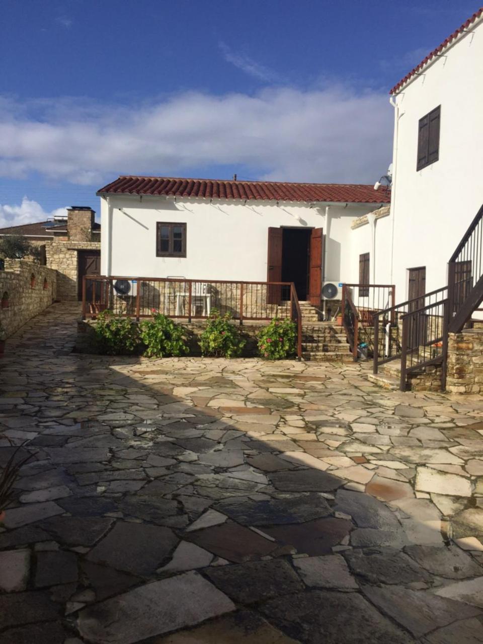 Charoullas Traditional Mansion Villa Alaminos Екстериор снимка