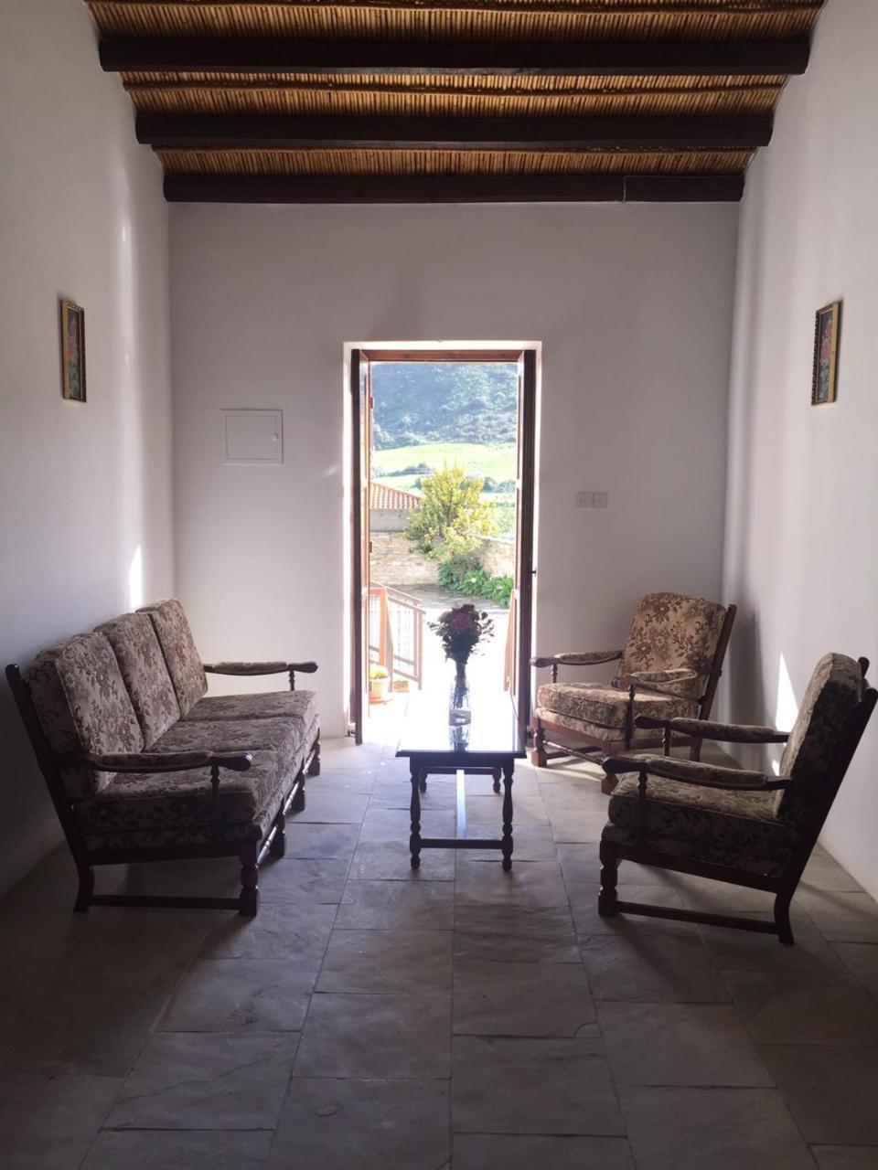Charoullas Traditional Mansion Villa Alaminos Екстериор снимка